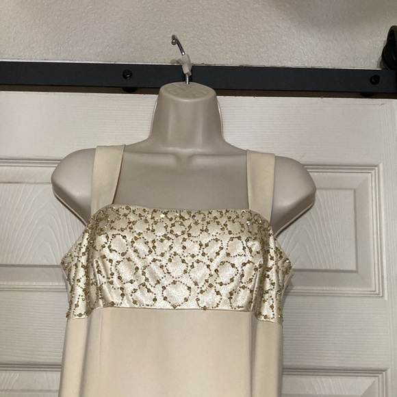 Evening dress in pastel yellow size 6 - Picture 7 of 12